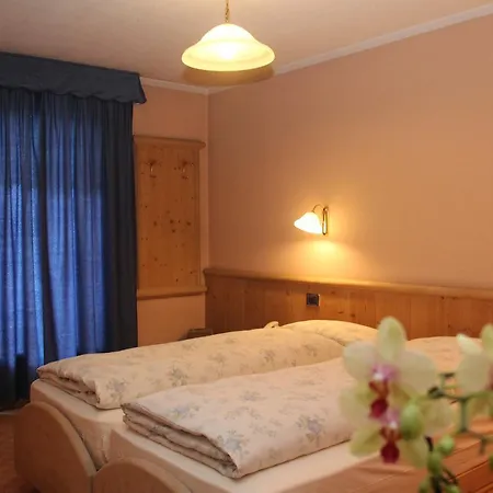 Caravasc Hotell