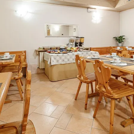 Hotel Caravasc 3*