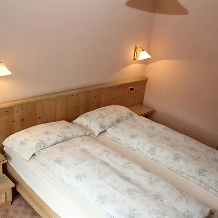 Hotel Caravasc